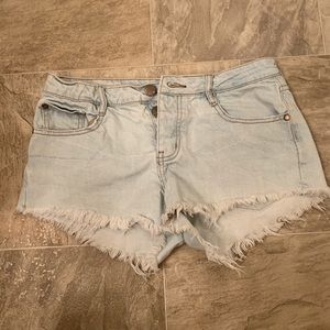 Light denim shorts